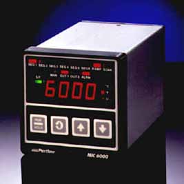 Partlow, MIC 6000, 1/4 DIN, Process Controller